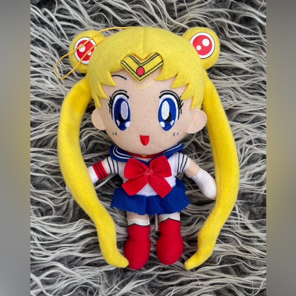 Sailor Moon (Usagi Tsukino) Plush doll Great Eastern Entertainment